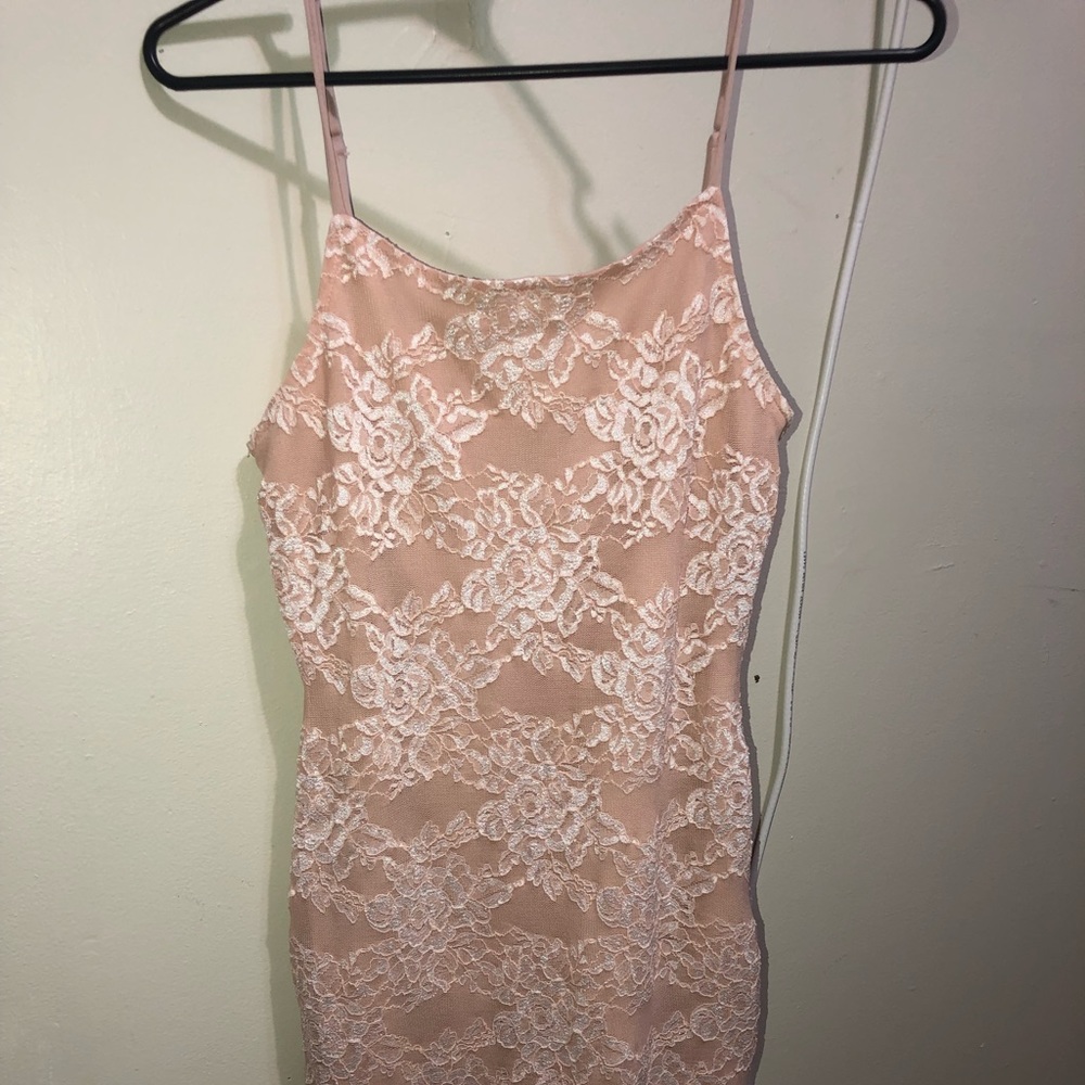 Dress - Picture 4 of 7